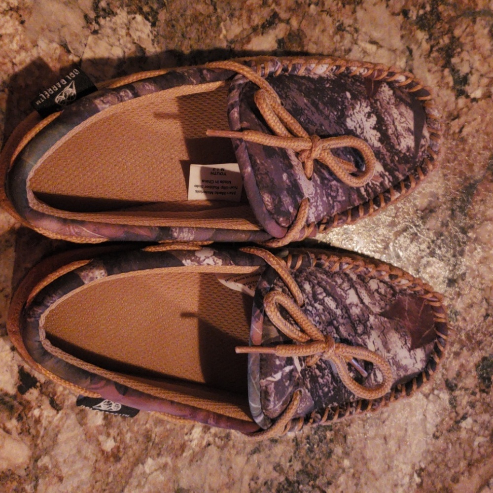 Youth camouflage house shoes